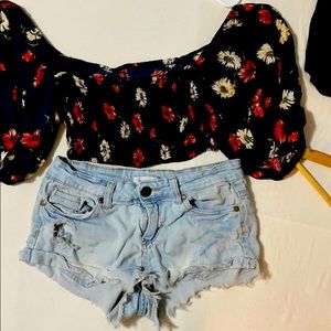 Summer crop top outfit